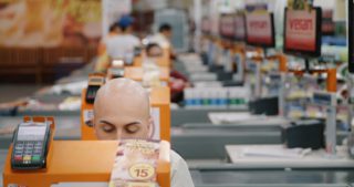 Film still of the film My Darling Supermarket, directed by Tali Yankelevich, Visions du Réel 2020